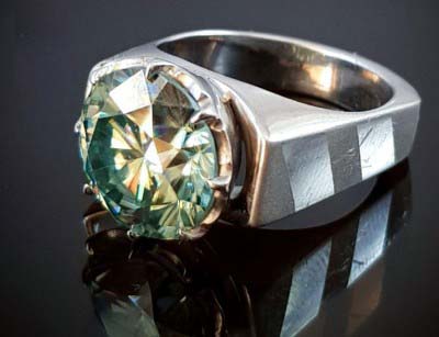 تعبیر خواب انگشتر الماس و افتادن نگین انگشتر الماس در خواب