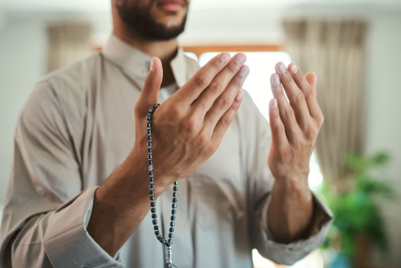 دعای بعد از نماز صبح برای خانه دار شدن و خرید خانه سریع الاجابه